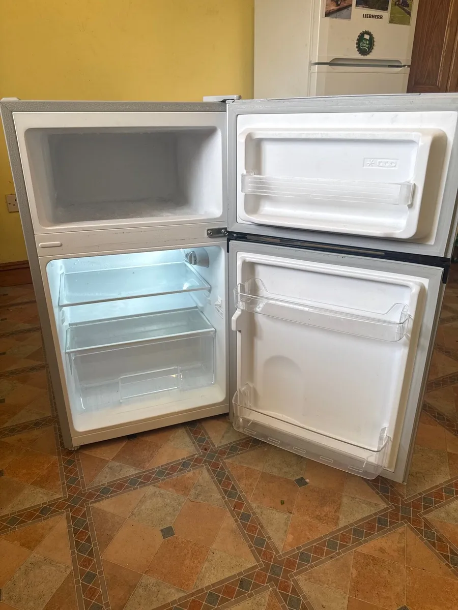 PowerPoint mini fridge - Image 2