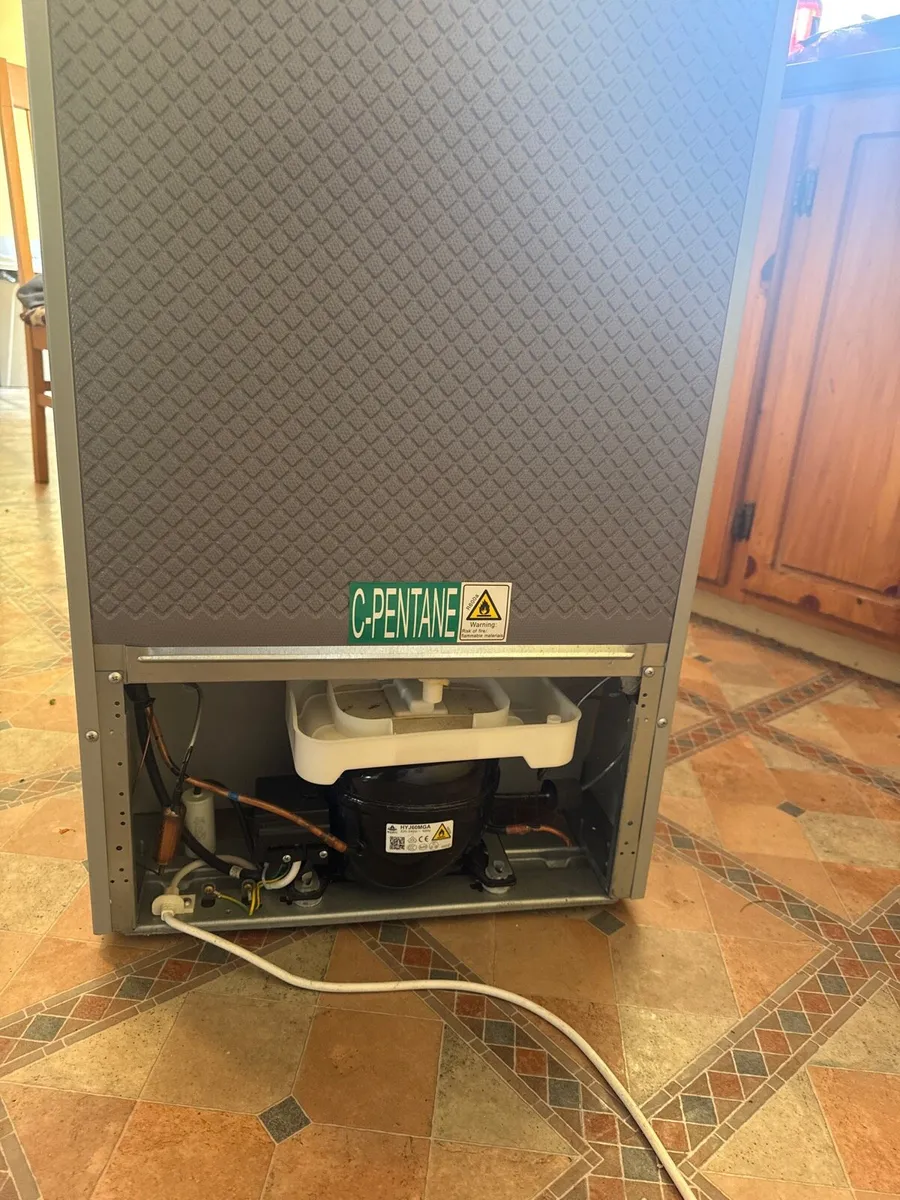 PowerPoint mini fridge - Image 3
