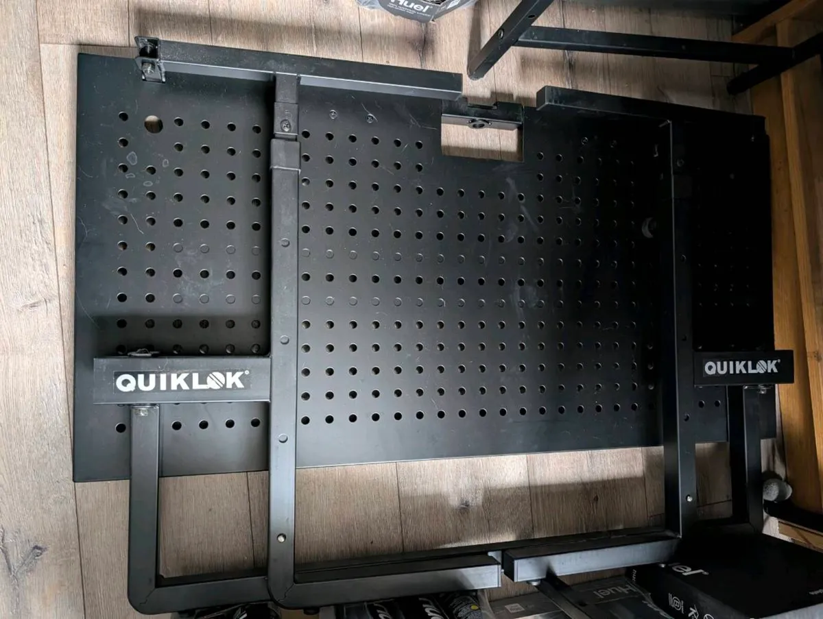 Quik-Lok DJ/233 PERFORMANCE WORKSTATION STRUCTURE - Image 1