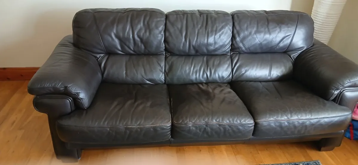 Leather sofa - Image 4