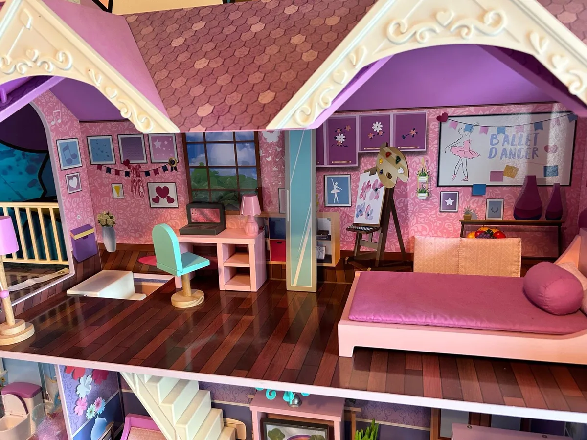 Barbie Doll house - Image 3