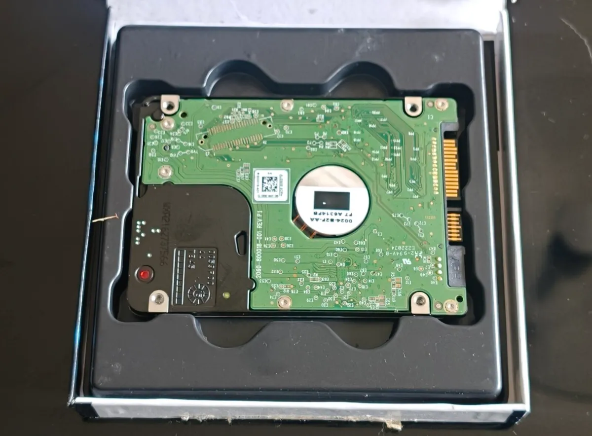 500GB Hard Drive - Image 2