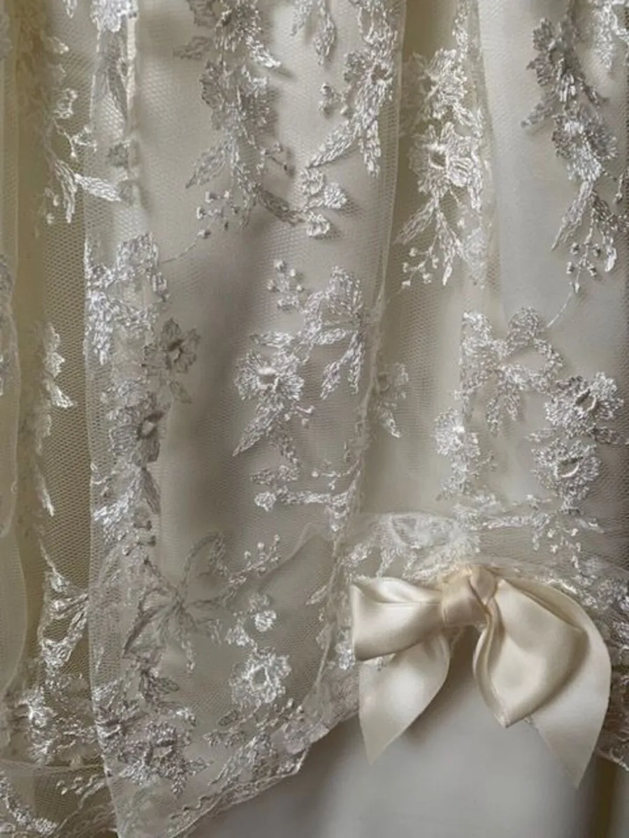 Bridemaids - Image 1