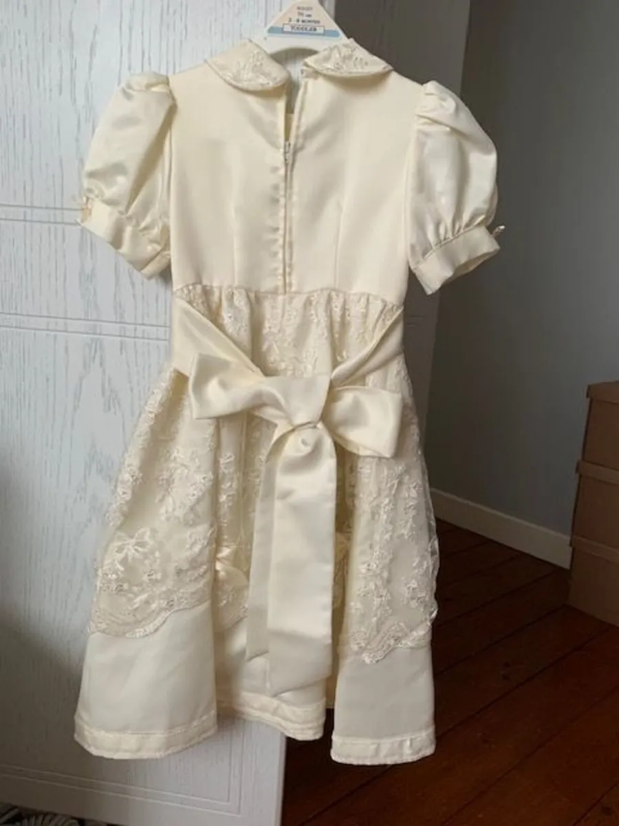 Bridemaids - Image 2