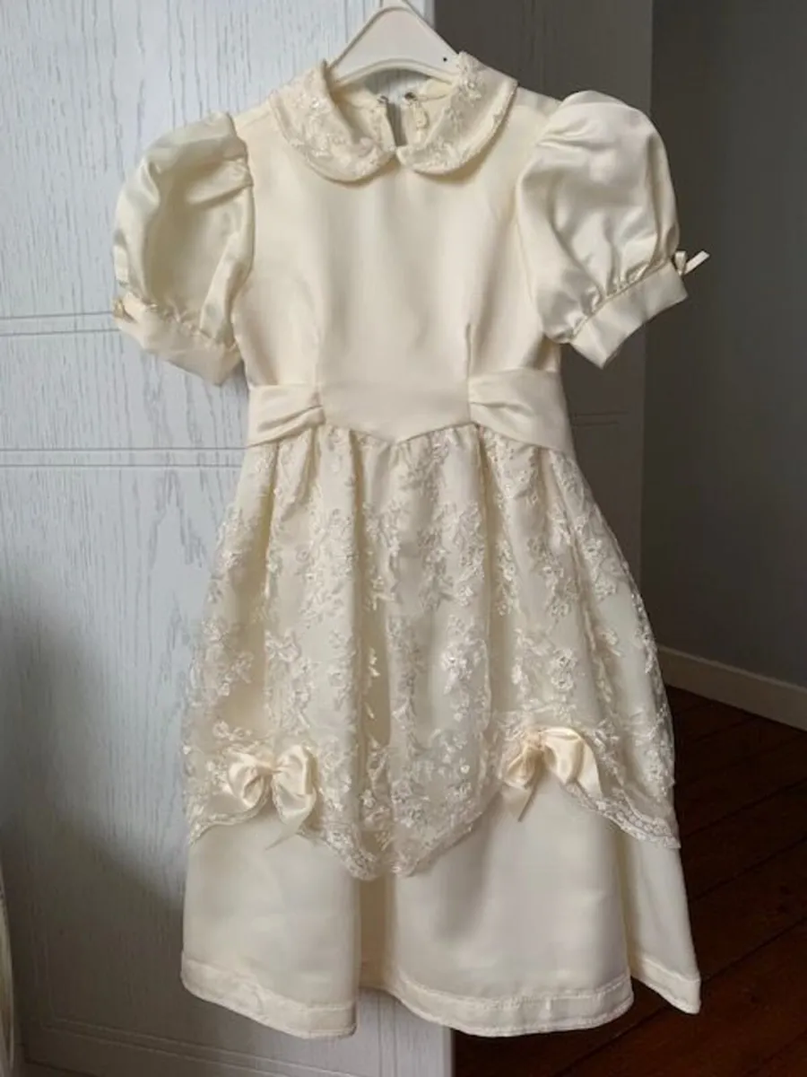 Bridemaids - Image 3