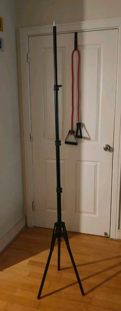 Professional Tripod - Image 2