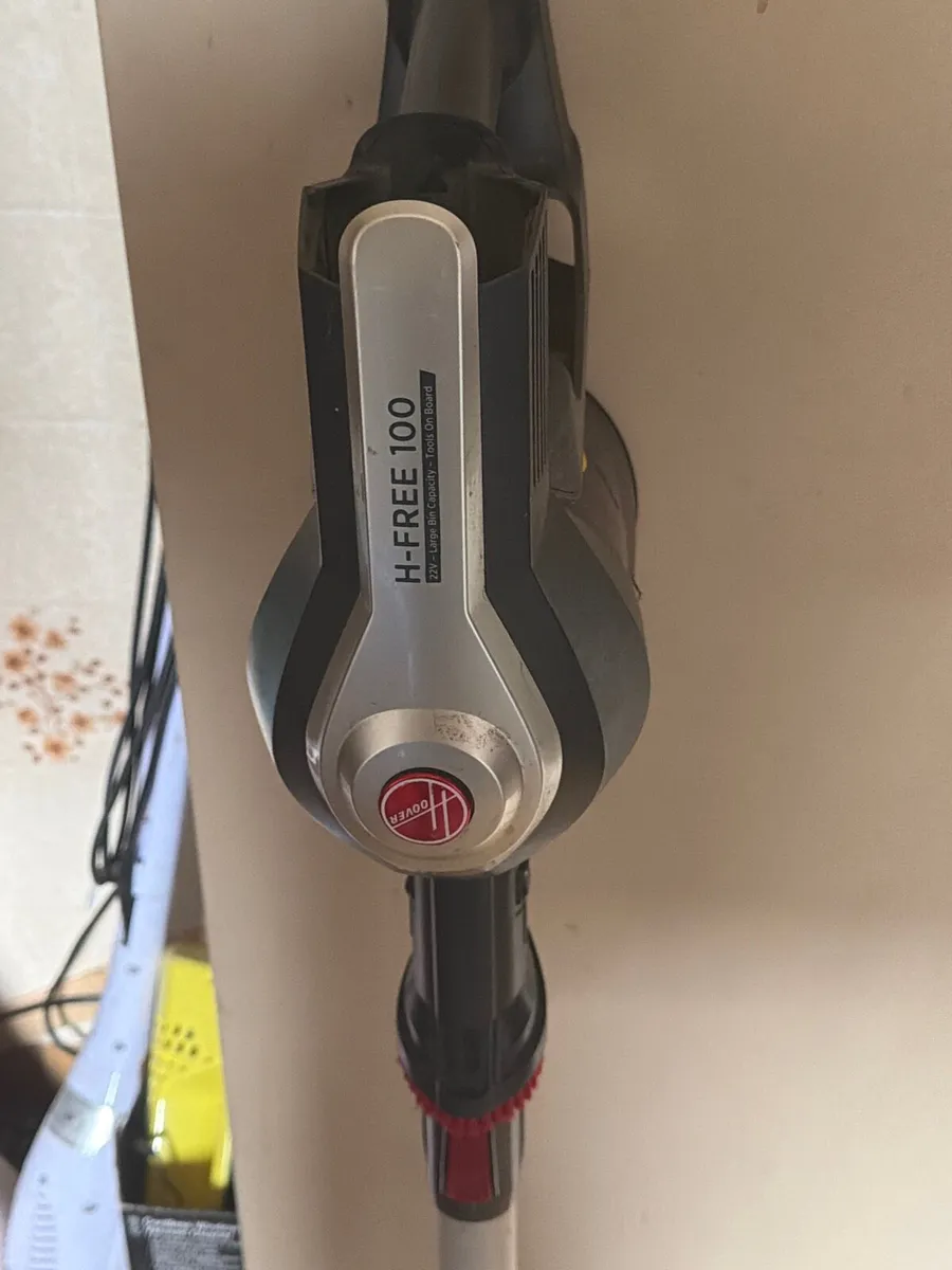 H- free 100 cordless hoover - Image 2