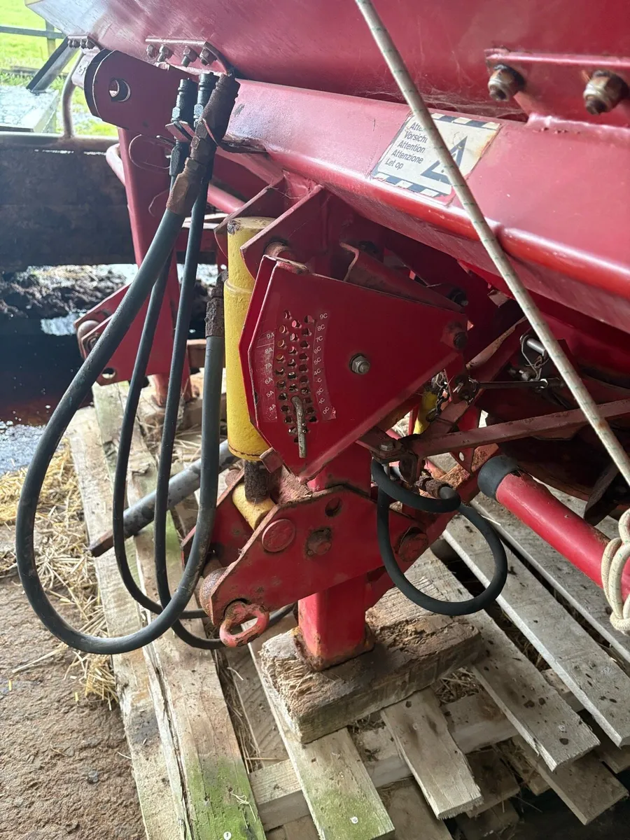 Lely 2 tonne - Image 3