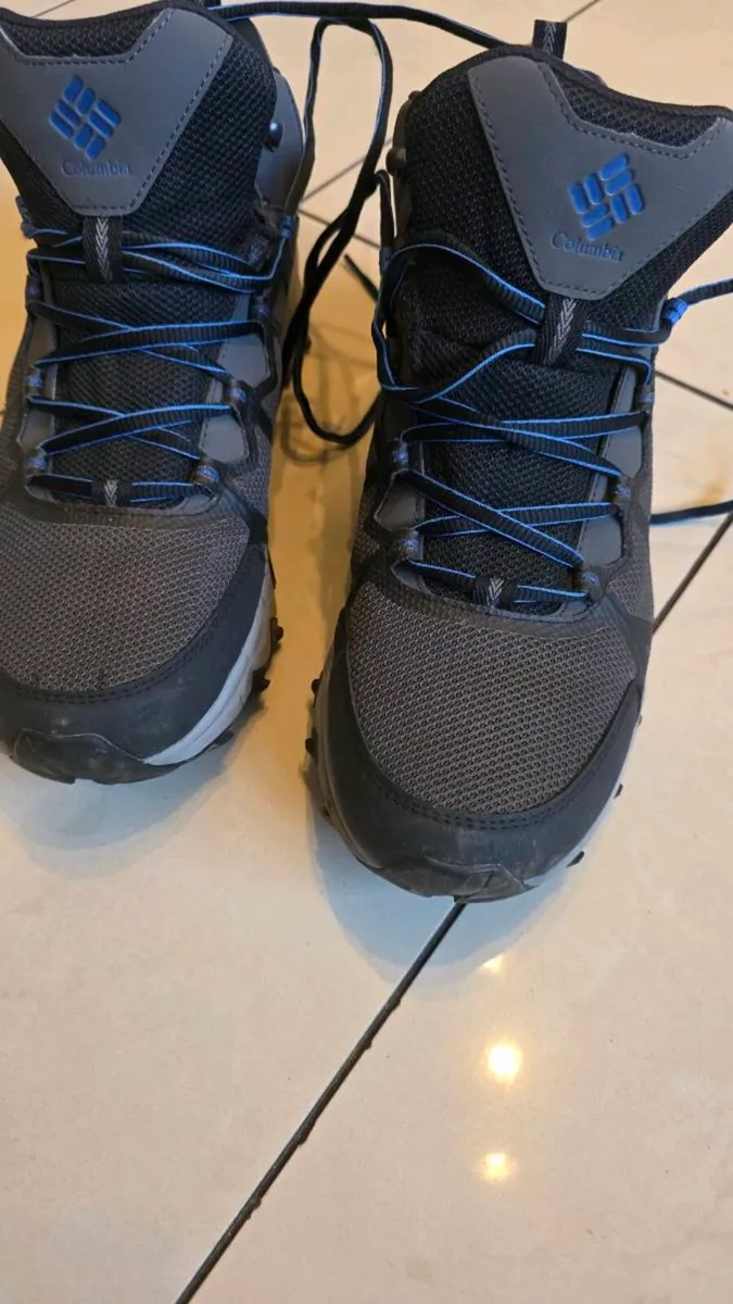 Columbia peakfreak hiking shoes - Image 1