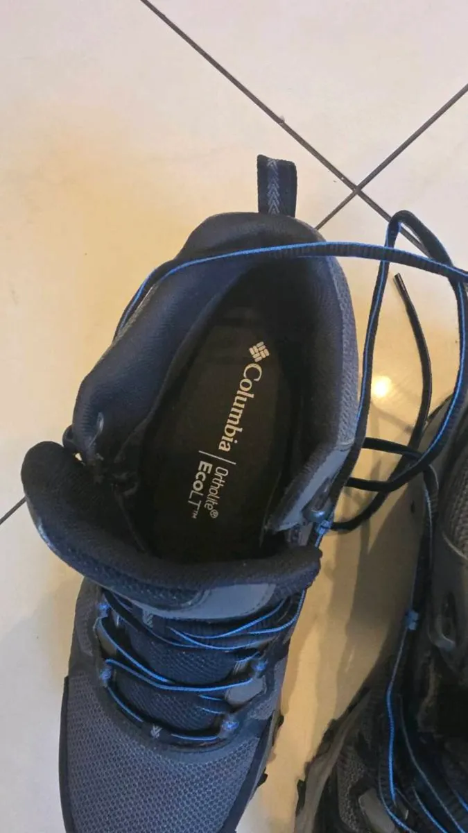 Columbia peakfreak hiking shoes - Image 3