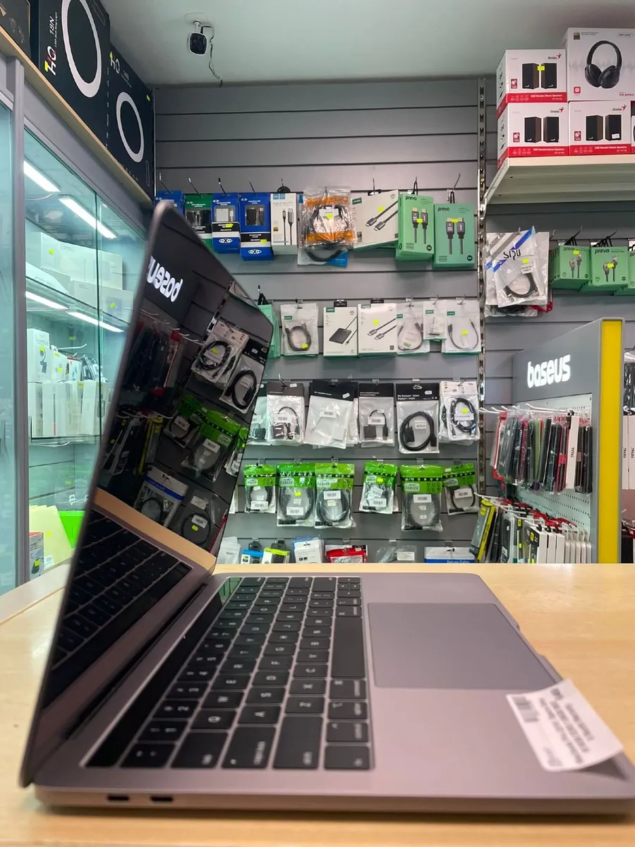 Macbook Pro 2019 | Space Grey - Image 3