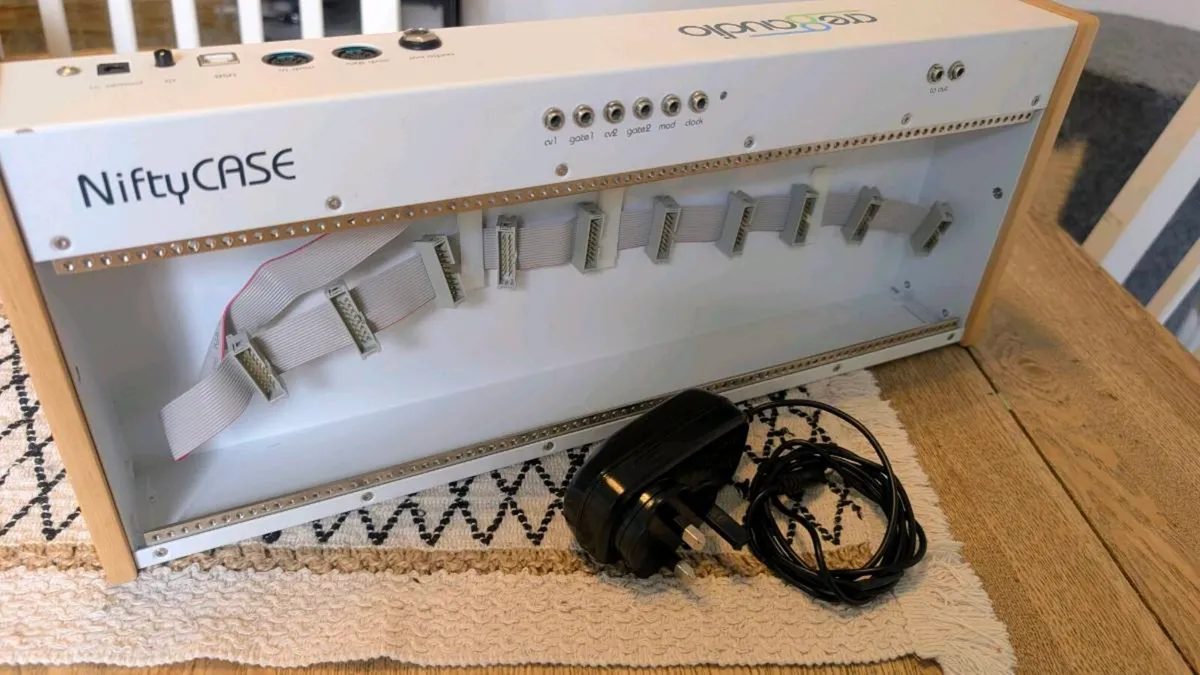 Cre8audio NiftyCase Eurorack Powered Case - Image 2