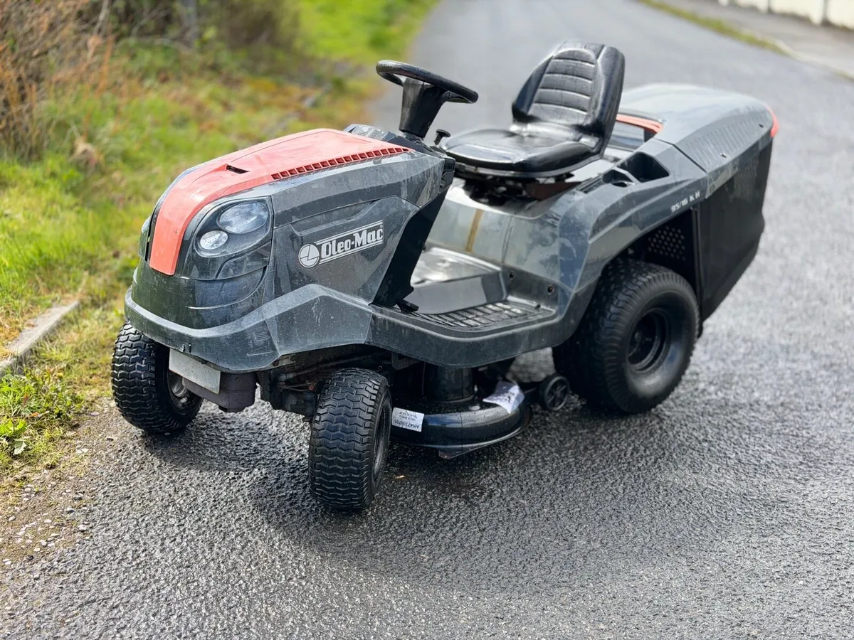 OleoMac rideOn lawnmower - Image 2