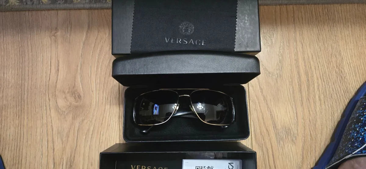 Versace Women Sunglasses - Image 4