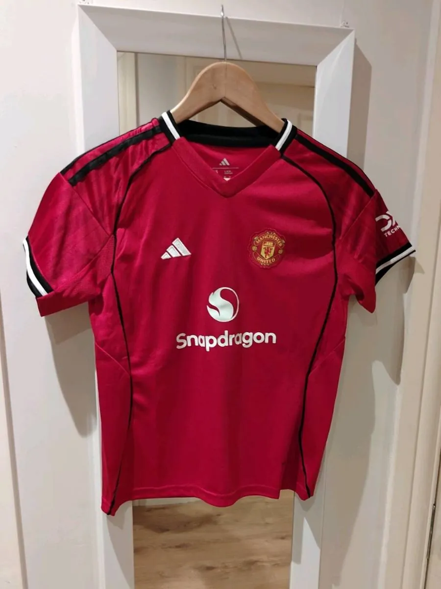 Manchester united jersey - Image 4