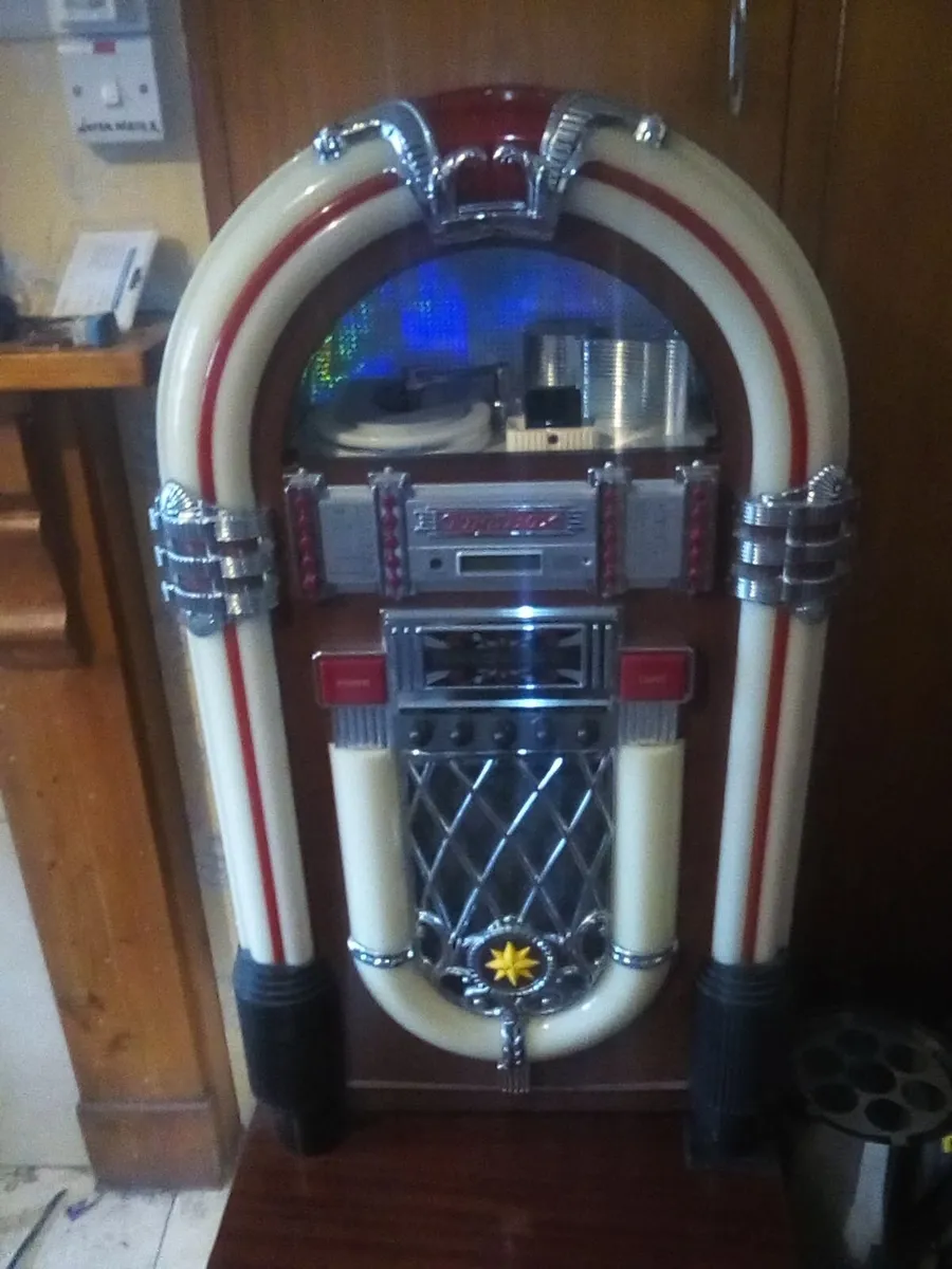 full size juke box - Image 3