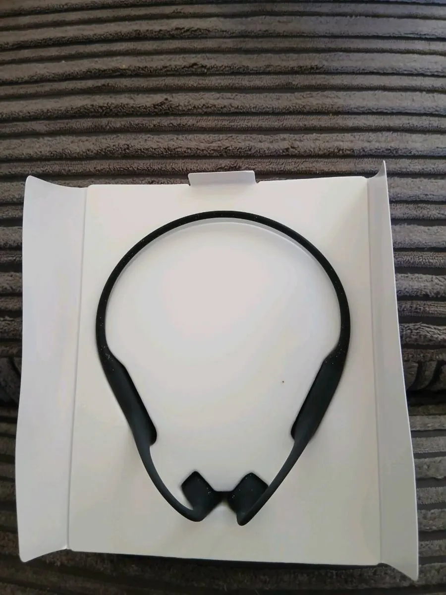 Shokz headphones - Image 3