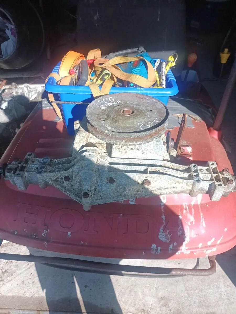 Honda mower for Breaking - Image 4