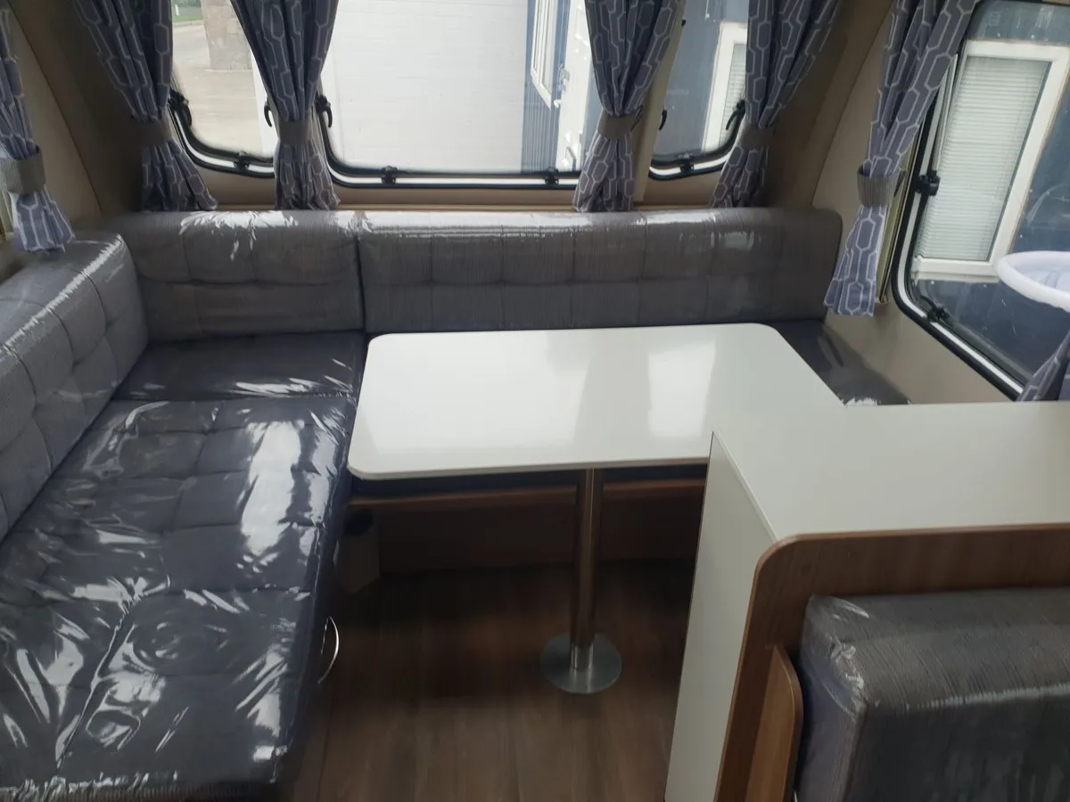 Swift Sprite Quattro 6 berth - Image 2