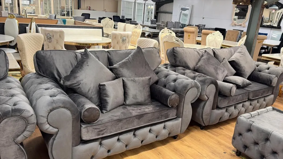 Rio Chesterfield 3+2 Fullback Cushions Sofa Set - Image 1
