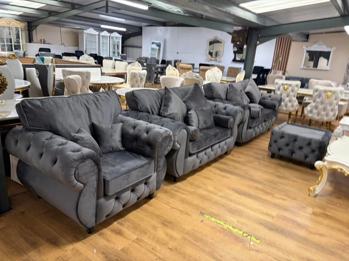 Rio Chesterfield 3+2 Fullback Cushions Sofa Set - Image 2