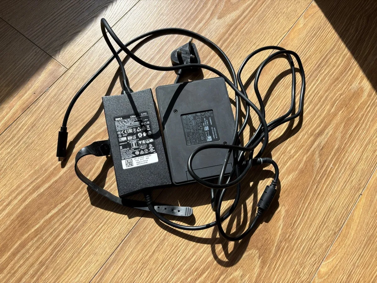 Dell Docking Stations: WD15 and D6000 - Image 1