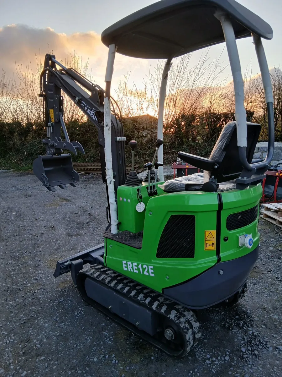 Electric micro digger - Image 1