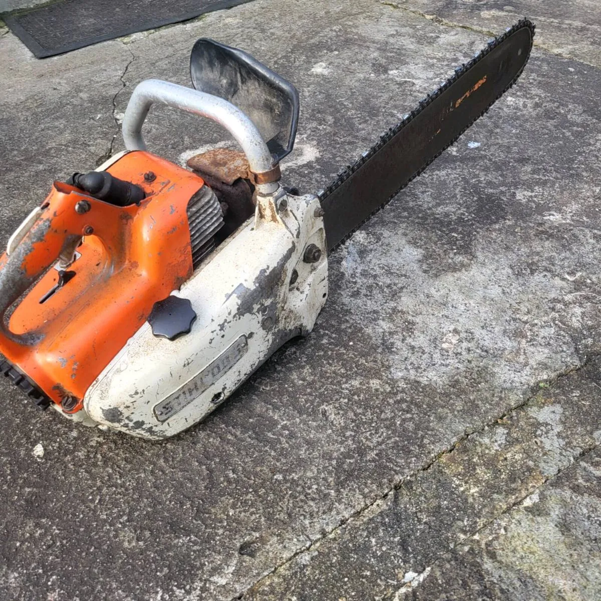 Stihl chainsaw and blower - Image 1
