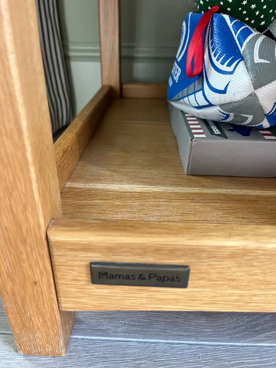 Mama’s & Papa’s Solid Oak Changing Table - Image 2