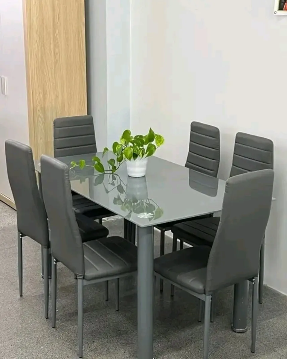 Modern Glass Dining Table With 6 Leather Chairs - Image 4