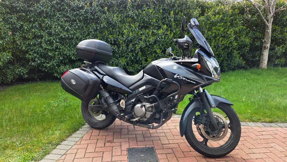 Suzuki V-Strom DL650 - Image 2