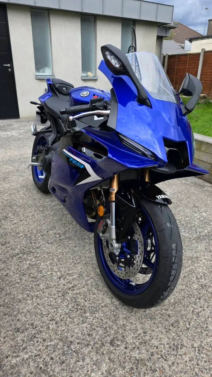 Yamaha R9 2025 - Image 3