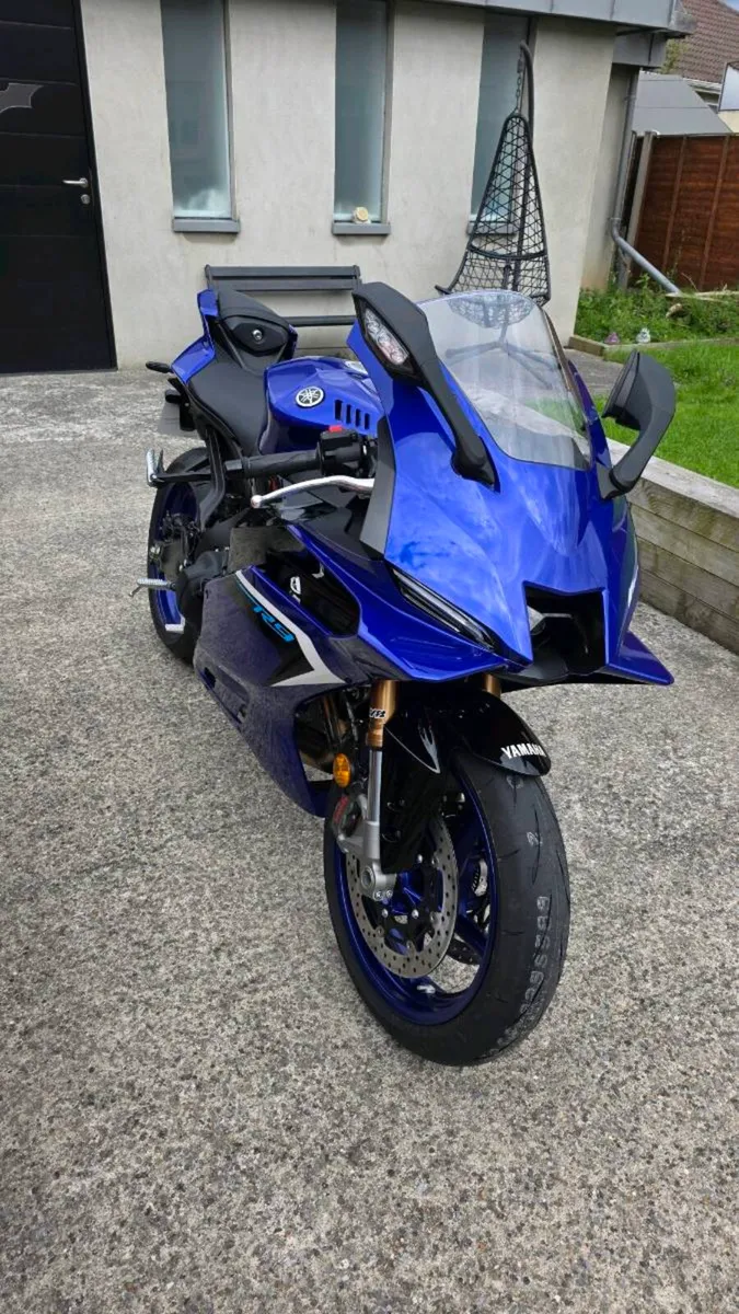 Yamaha R9 2025 - Image 4
