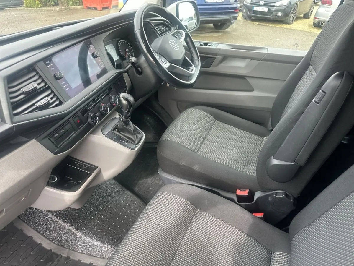 Volkswagen Transporter HIGHLINE LWB 150BHP AUTO - Image 3
