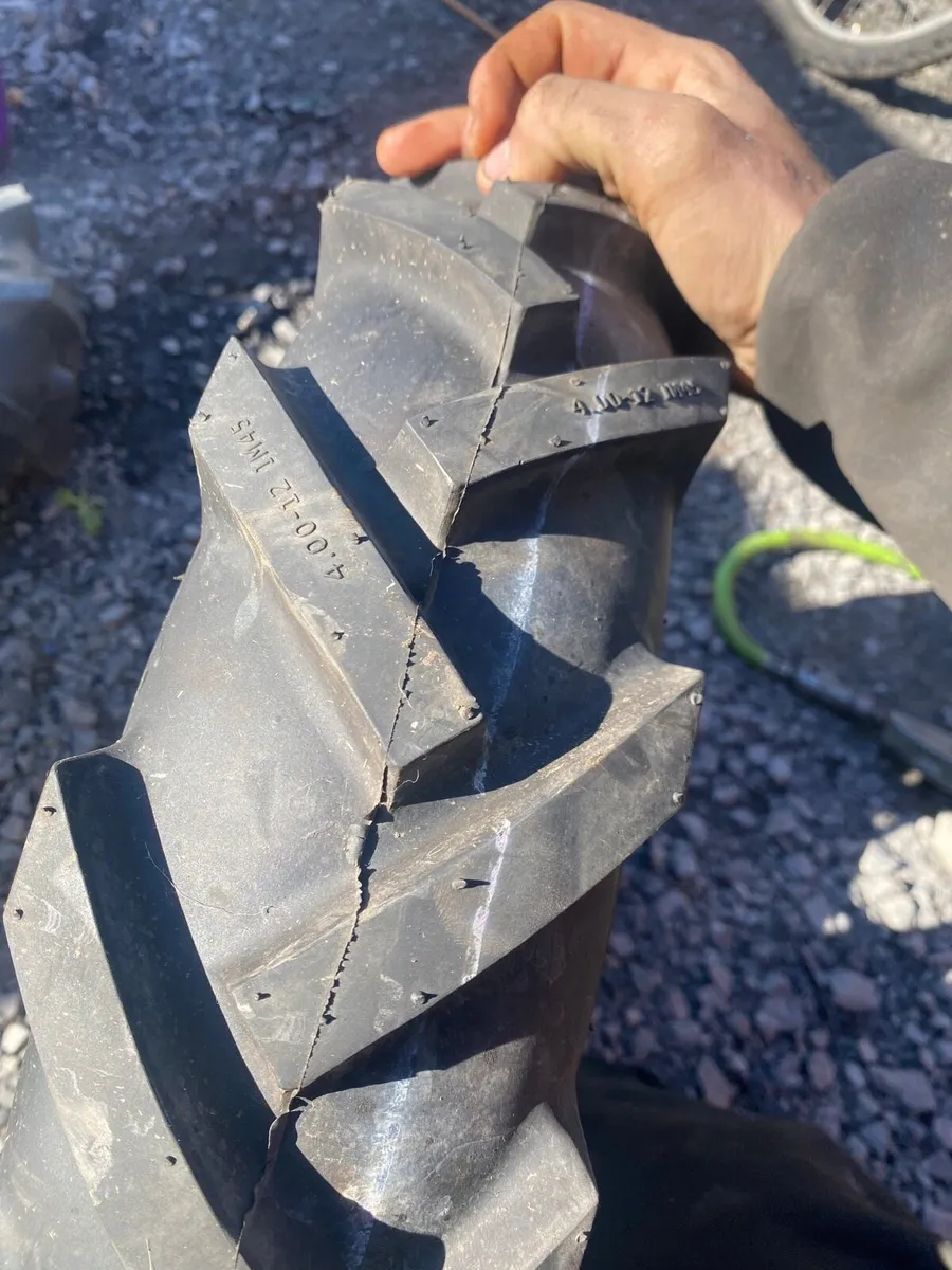 4 Tractor wheels - Image 4