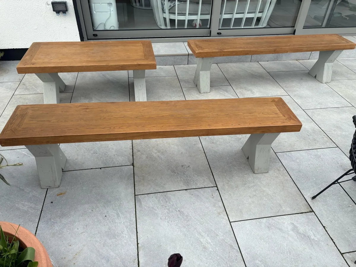 2 solid wood benches and coffee table - Image 3