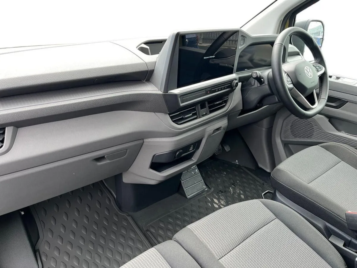 Volkswagen Transporter Trendline SWB 150hp Auto (P - Image 2