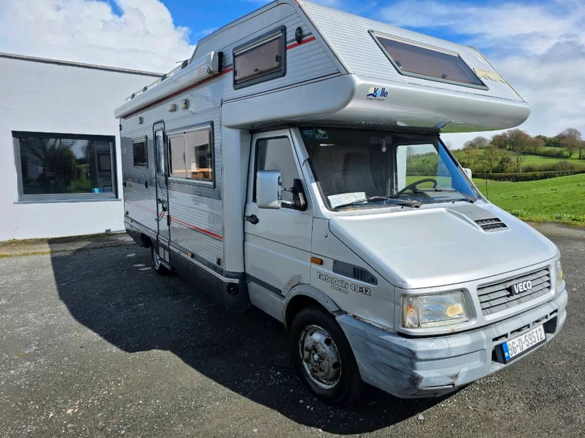 IVECO Turbo Daily 6 berth camper - Image 3