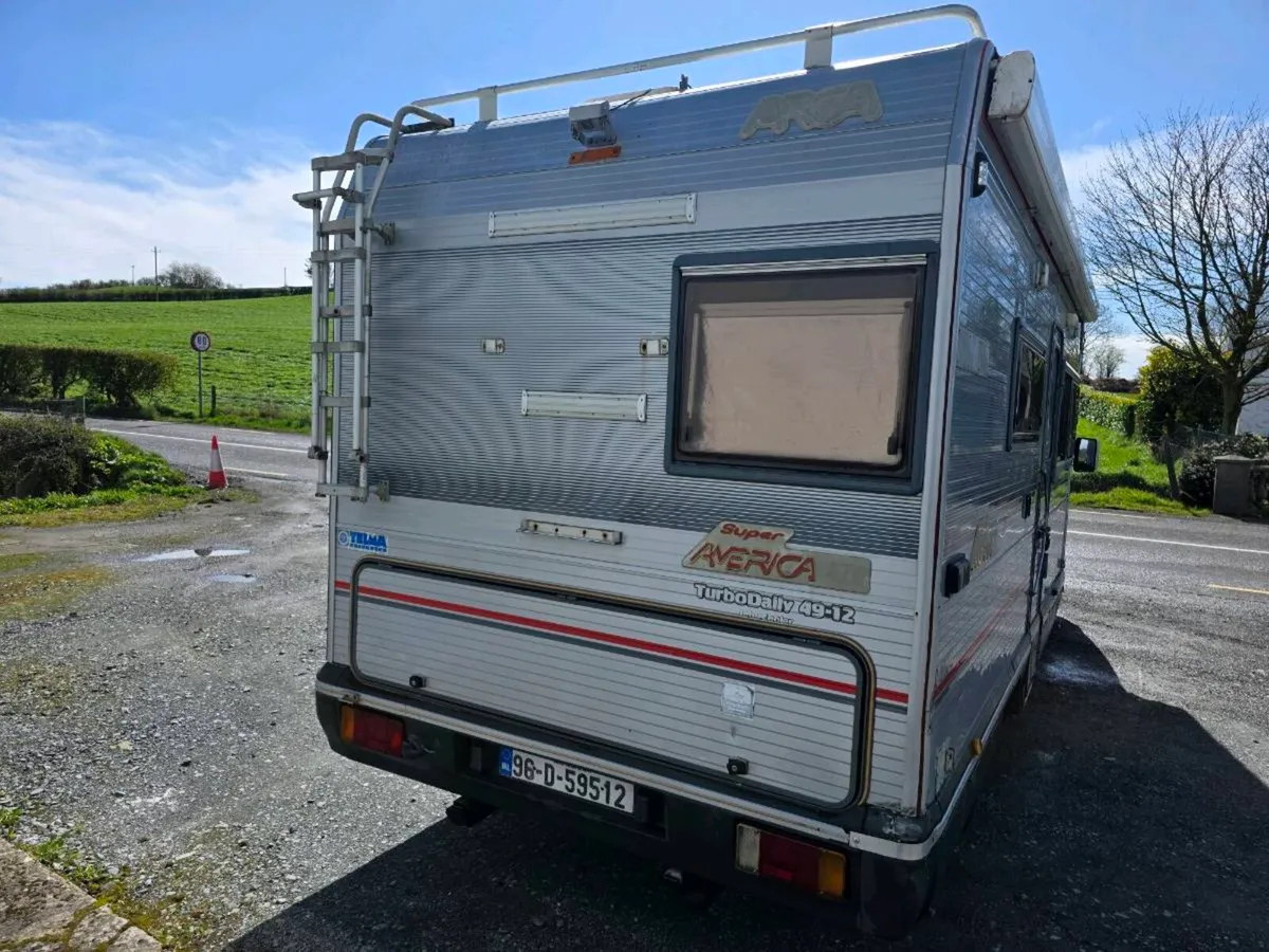 IVECO Turbo Daily 6 berth camper - Image 4