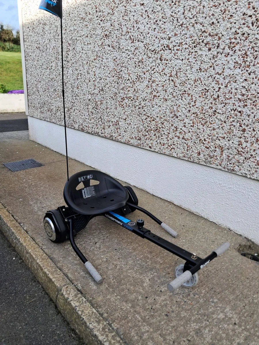 Hoverboard with seat attachment - Image 2