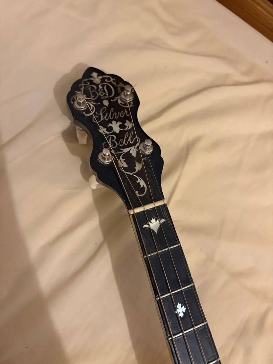 Bacon and day silver bell Banjo 17 fret - Image 2