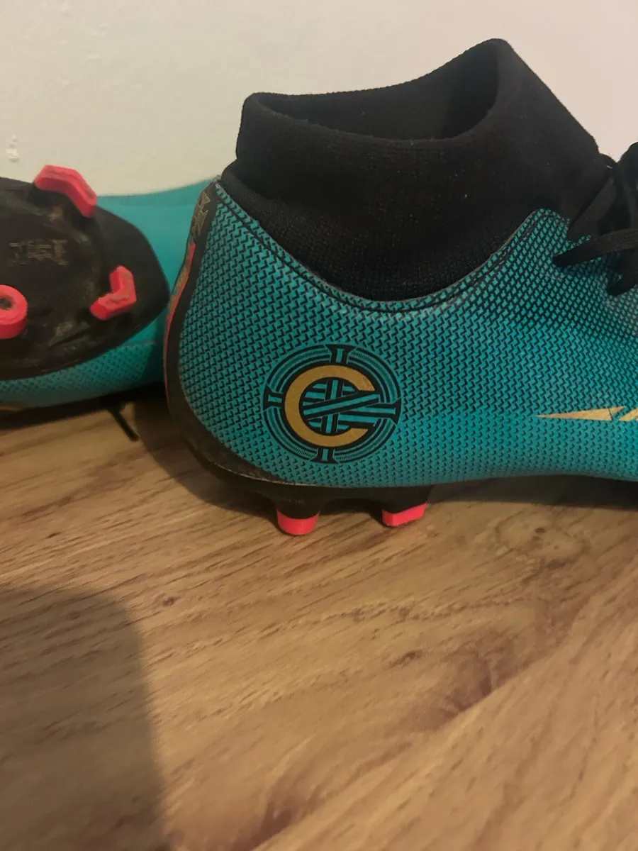 Nike Mercurial Superfly CR7 size 8 - Image 3