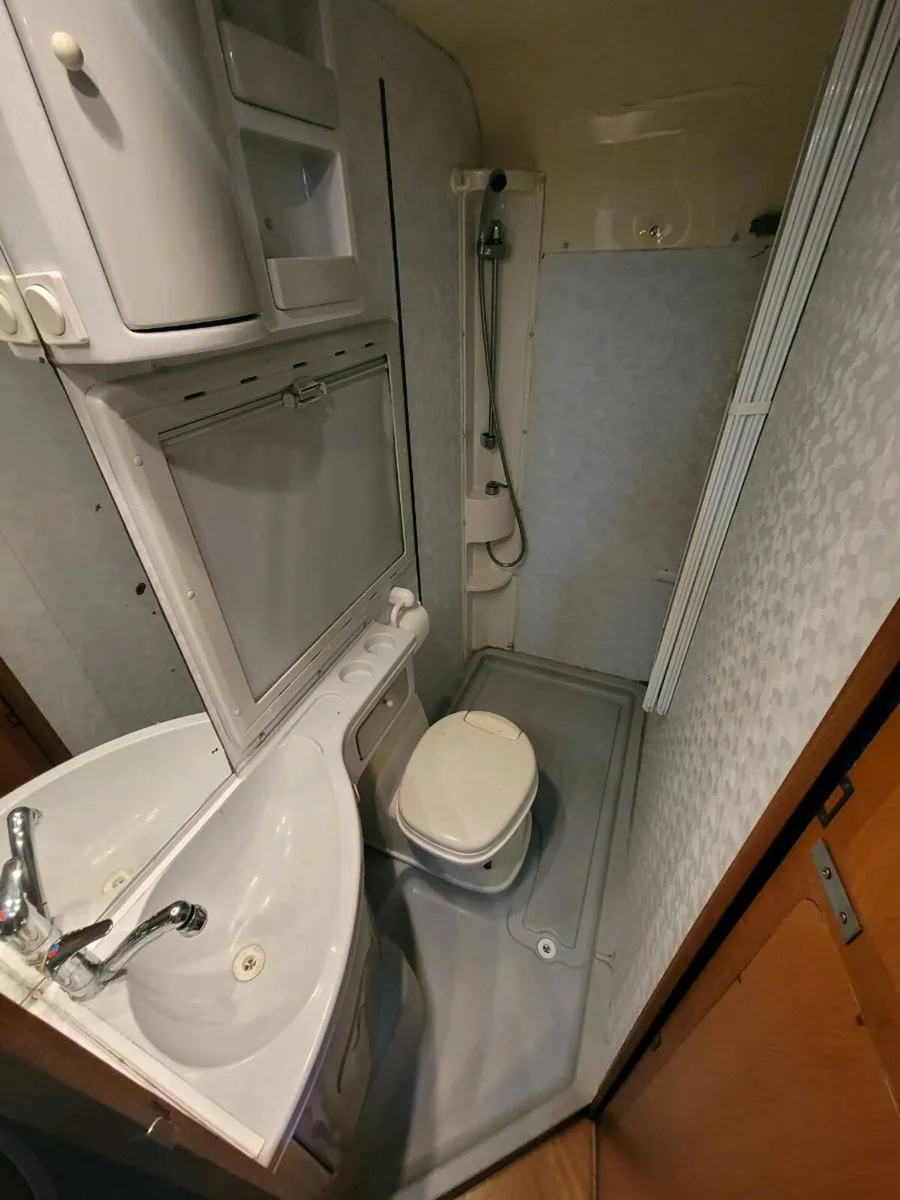 Fiat ducato 02 Camper - Image 3