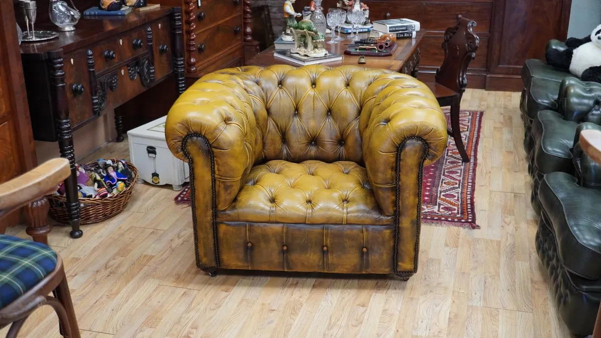 Vintage Camel Leather Chesterfield Armchair - Image 1