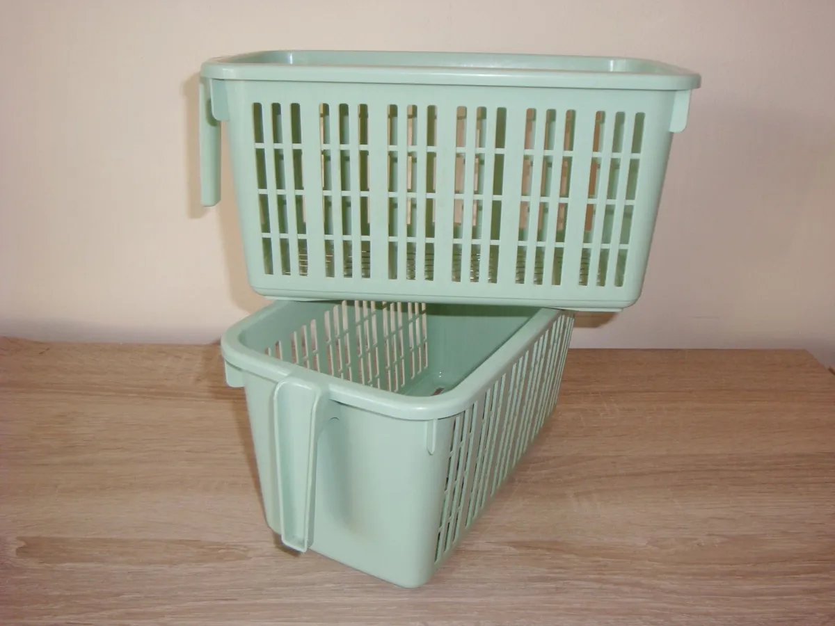 TWO mint storage baskets with handles - Image 3