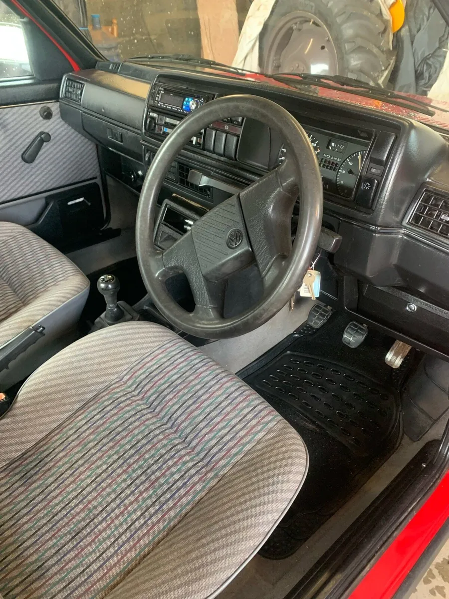 Vintage car - Image 3