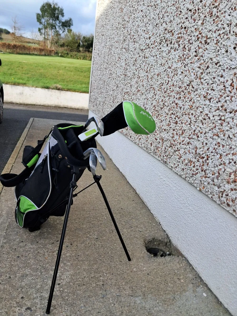 Junior Golf Set - Image 1