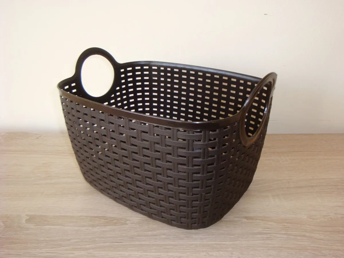 Black storage basket - Image 1