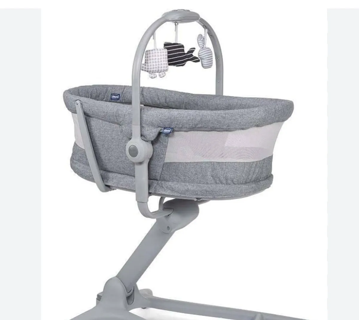 Chico 4 in 1 crib - Image 1