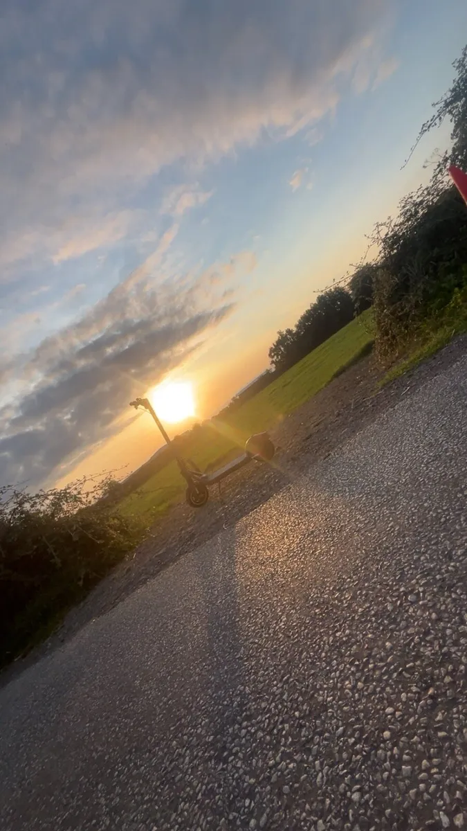 Ninebot F2 Pro - Image 1